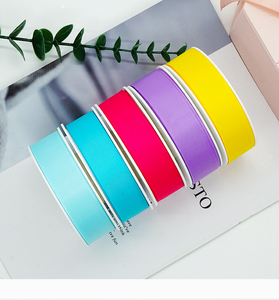Lớn thả Polyester rắn màu 3-100mm đơn/đôi phải đối mặt với satin <span class=keywords><strong>Ribbon</strong></span> tùy chỉnh lá vàng in nổi <span class=keywords><strong>grossgrain</strong></span> <span class=keywords><strong>Ribbon</strong></span> - Product Image 2