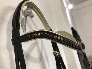 Brida acolchada dorada de gran calidad con herrajes a juego y banda marrón disponible en muchos colores y tamaños - Product Image 6