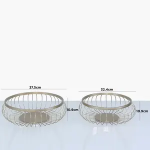 Ensemble de 2 plateaux de courtoisie ronds de haute qualité en acier inoxydable de taille personnalisée pour la décoration intérieure servant un plateau en métal décoratif sain - Product Image 6