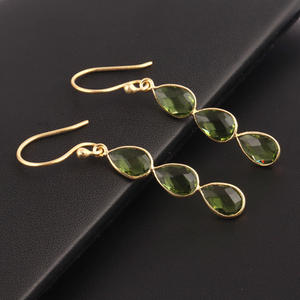 Pendientes de Triple PIEDRA DE peridoto para mujer, aretes de gancho colgante de cuarzo 24k chapado en oro, ajuste de bisel, aretes colgantes de gota, regalo - Product Image 4