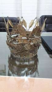 รูปปั้นมงกุฎประดับหน้าเค้กของตกแต่งทางศาสนาสำหรับบ้าน - Product Image 2