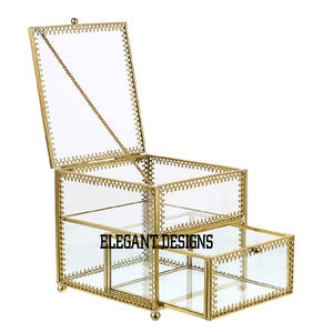 Meilleure qualité boîte à bijoux en métal plaqué or boîte à bijoux fantaisie de créateur boîte à bijoux exclusive de créateur merveilleux de taille moyenne - Product Image 1