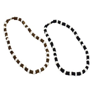 Collana con Perline di Cocco da 8mm, Collana Ispirata agli Surfisti Hawaiani, Collana Combinata con Conchiglie Puka - Product Image 1