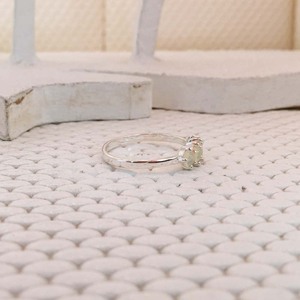 Anillo de diseño delicado de cuatro piedras de Plata de Ley 925 de calidad superior Ajuste de bisel de piedras preciosas de ópalo etíope natural hecho a mano - Product Image 3