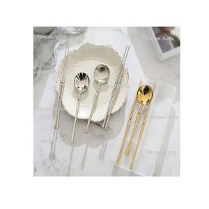 Ensemble de couverts en aluminium de conception la plus récente, taille et forme personnalisées, ensemble de couverts de table au prix le plus bas - Product Image 2