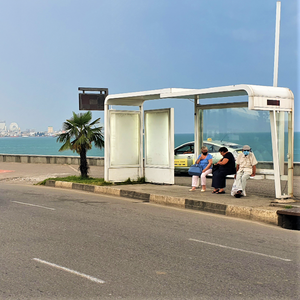 2022 Design Rectangle personnalisé de haute qualité en aluminium MUPI Lightbox Style moderne publicité extérieure abribus panneau d'arrêt de bus - Product Image 1