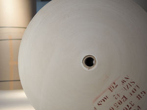 Rouleau de papier en carton gris des deux côtés, pour la fabrication de tubes et d'emballage, pièces - Product Image 6