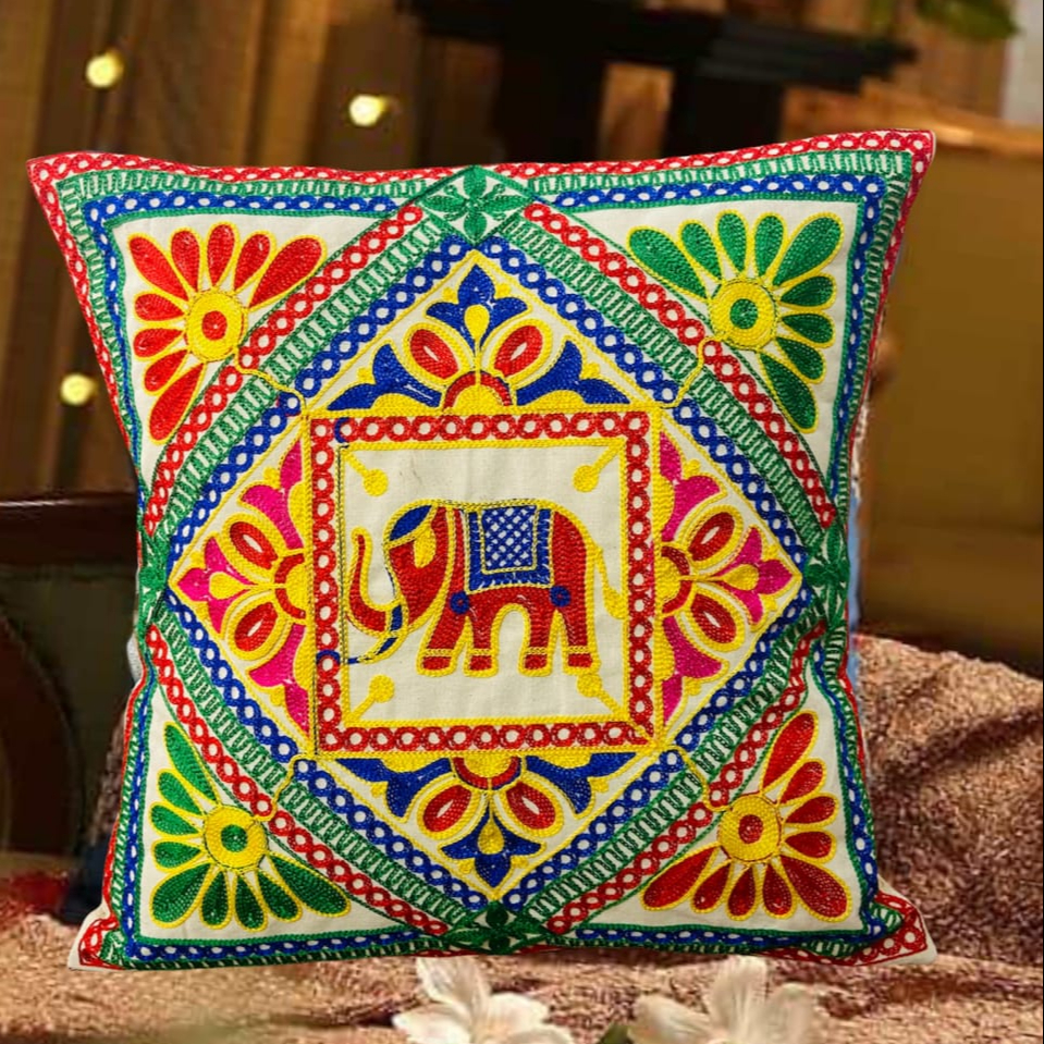 Federa Copricuscino Quadrata In Cotone Indiano Ricamato A Mano, Motivo Elefante, Commercio Equo, 45x45 Cm, Colore Purple - 2