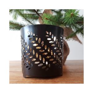 Portavelas Negro de Arte Creativo, Portavelas de Hierro Forjado con Corte Láser Negro, Acabado Negro para Decoración de Fiestas - Product Image 4