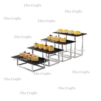 Ensemble de trois présentoirs et contremarches de buffet de différentes tailles pour le présentoir de gâteau d'accessoires de table