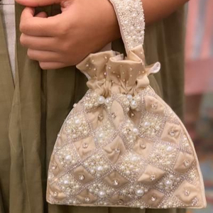 Nouveauté chic Zari travail soie Potli pour femmes mariée mariage sacs soirée Potli sac pour femmes parfait pour les cadeaux - Product Image 1