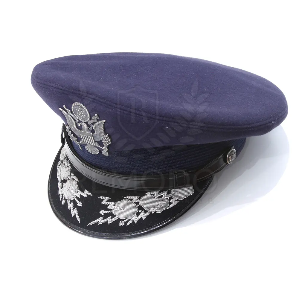 Militär hüte der großen Offiziers arbeiter für die Polizei tragen hochwertige Hüte