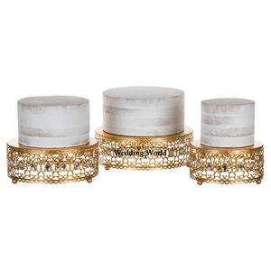 Soporte de pastel de metal decorativo para cocina Soporte de pastel hecho a mano de calidad premium Soporte de pastel de metal de lujo de calidad premium - Product Image 4