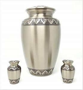 Gran Venta de urna de cremación con acabado de peltre de metal con base de recuerdo funerario urnas para cenizas humanas hechas por la India - Product Image 5