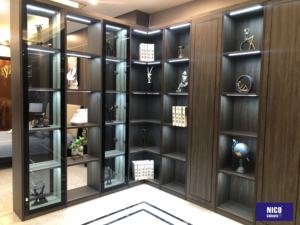 Bibliothèque NICOCABINET en bois foncé de luxe, bibliothèque modulaire moderne avec porte en verre, bibliothèque <span class=keywords><strong>Sapiens</strong></span> - Product Image 3