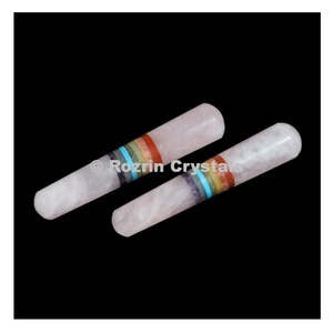 Varitas de masaje de chacra, cuarzo rosa, suave - Product Image 1