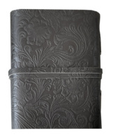 Journal relié vintage en cuir véritable noir Clé antique avec fleur de jardin Cahier en relief Livre de sorts d'ombres Grimoire Book