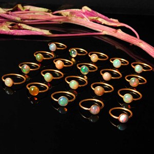 Bague de fiançailles en opale avec argent 925, opale naturelle vague, perle Mala, opale ronde, bague délicate, boucles d'oreilles papillon en argent - Product Image 2