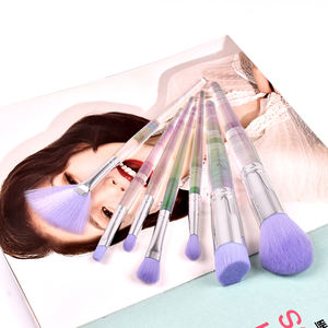 DailyQueen 2024, brocha de maquillaje de diamante cristalino con logotipo personalizado, base acrílica de pelo colorido, ceja plana para corrector - Product Image 2