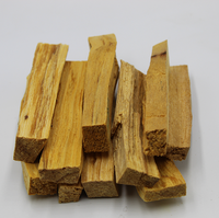 PALO SANTO PERUANO / BURSERA GRAVEOLENS / VARAS GRUESAS DE MADERA / 100% ORGÁNICO / COSECHADO DE MANEJA SOSTENIBLE / NATURAL / PERÚ