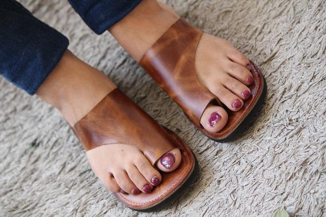 สีน้ำตาล