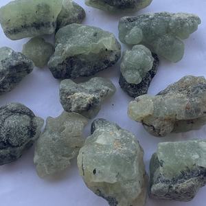 Gema Natural de Prehnita verde para fabricación de joyas, piedra semipreciosa, precio al por mayor - Product Image 3