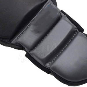 Espinilleras deportivas de boxeo de cuero genuino, Muay Thai personalizadas - Product Image 5