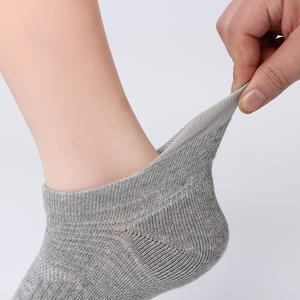 Wholesale Cheapest Accept Custom Logo Men Football Soccer Cycling Running Sports Plain Short Ankle Socks - Product Image 3