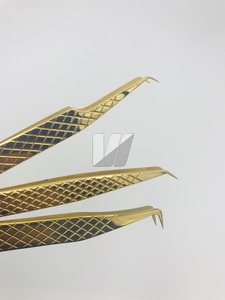 Pinzas japonesas de acero inoxidable sostenible para pestañas y cejas, empuñadura de diamante chapada en oro, logotipo personalizado, punta de volumen profesional - Product Image 5