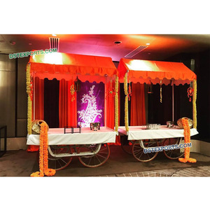 Puesto de Comida y Carrito de Madera Tratada Moderna Rehdi, Decoración de Escenario para Bodas - Product Image 1