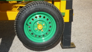 Hormigonera hidráulica italiana LINO SELLA 1000lt para uso profesional con tambor de marcha atrás y cubo de autocarga - Product Image 6