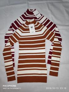 Lote de Suéteres Casuales a Rayas de Manga Larga con Cuello Alto para Mujer, de Marcas Reconocidas, Calidad Premium, Excedentes de Producción, Stock de Bangladesh - Product Image 2