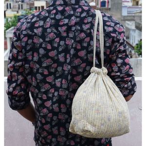 Bolsa pequeña impermeable lavable con bolsillos con cordón, bolsa de viaje cosmética impresa en bloque con características suaves, regalo perfecto para ella - Product Image 4