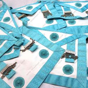 Badges à coudre en cuir blanc écologique, best-sellers, avec rosettes et badges rouges - Product Image 6