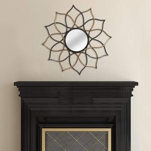 El espejo de pared de hierro hecho a mano con reflejo forjado para la decoración del hogar y totalmente personalizable - Product Image 2