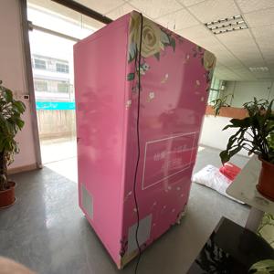 Máquina Expendedora de Flores de Rosa y Lirio con Sistema de Aceptación de Billetes y Lector de Tarjetas de Crédito Sin Contacto - Product Image 4