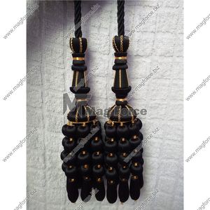 Guirnalda de cuentas de madera con borlas hechas a medida con borlas hechas en Pakistán - Product Image 6