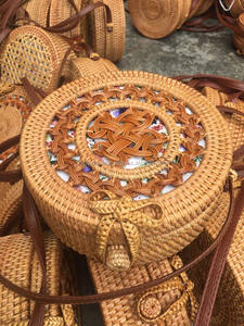 Bolsa de ratán con Concha (0084587176063 WS Ms.Sandy) - Product Image 5