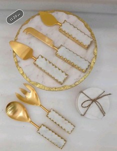 Juego de cubiertos de acero inoxidable en caja más vendido de 4 Diseño de mango en relieve para fiestas - Product Image 5