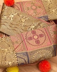 Impresionante Pallu de Tela de Seda de Lichi Suave y Trabajo Jacquard en Sari Completo, Blusa con Borde Jacquard de Contraste que Encanta a las Mujeres por RoyalExport - Product Image 6