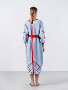 เดรสแม็กซี่แขน3/4แต่งพู่ผ้าลินินสำหรับผู้หญิงเสื้อผ้าโบฮีเมียนปักลายสไตล์ยูเครน2025น่าดึงดูดใจ - Product Image 4