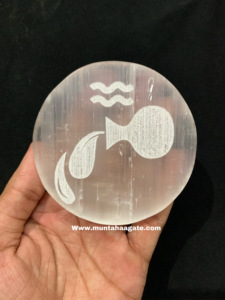 Beautiful White Crystal PISCES Zodiac <b>Engraved</b> Plate Circle Shape MUNTAHA AGATE Charging Plate SELENITE INGOT Beautiful - Product Image 4