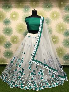 El Vestido de Novia Más Hermoso, Lehenga Choli de Tela Pesada con Dupatta, Ropa India para Mujer, Semi-cosido, Venta al por Mayor en Surat. Shalwar Kameez Alfanumero - Product Image 4