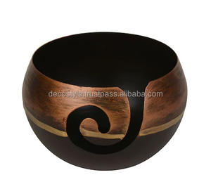 Bol en fil métallique à deux tons - Product Image 1