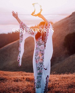 Caftan maxi bohème brodé de fleurs sauvages, couleur vibrante, manches papillon, dentelle, lavable, élégant, longueur au sol - Product Image 5