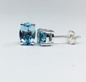 Pendientes de plata de ley 925 hechos a mano para mujer, aretes de piedras preciosas naturales, único y elegante, venta al por mayor - Product Image 1