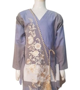 Últimos Diseños de Kurtis de Algodón, Rayón, Viscosa y Seda para Niñas, Tendencia de Verano, Bordado con Hilos de Colores, Estilo Masoori - Product Image 2