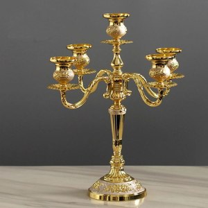 Candelabro de Latón Dorado Vintage Hecho a Mano con Grabado Completo, Decoración Elegante para el Hogar por BRASSWORLD INDIA - Product Image 2