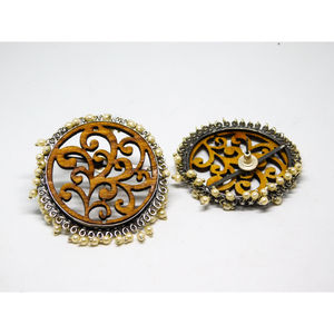 unique design <b>fashion</b> handmade silver look alike round <b>stud</b> hoop wooden <b>earings</b> for women and girls - Product Image 2