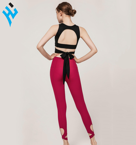 Conjunto Deportivo de Yoga de 2 Piezas para Mujer de Alta Calidad, Transpirable, con Tirantes Cruzados y Leggings de Cintura Alta sin Costuras - Product Image 3
